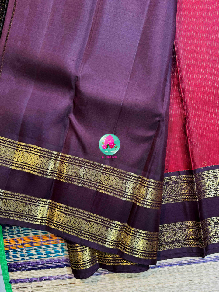 Crimson Earth: Maroon Vaira Oosi Kanchipattu with Vintage Brown Border