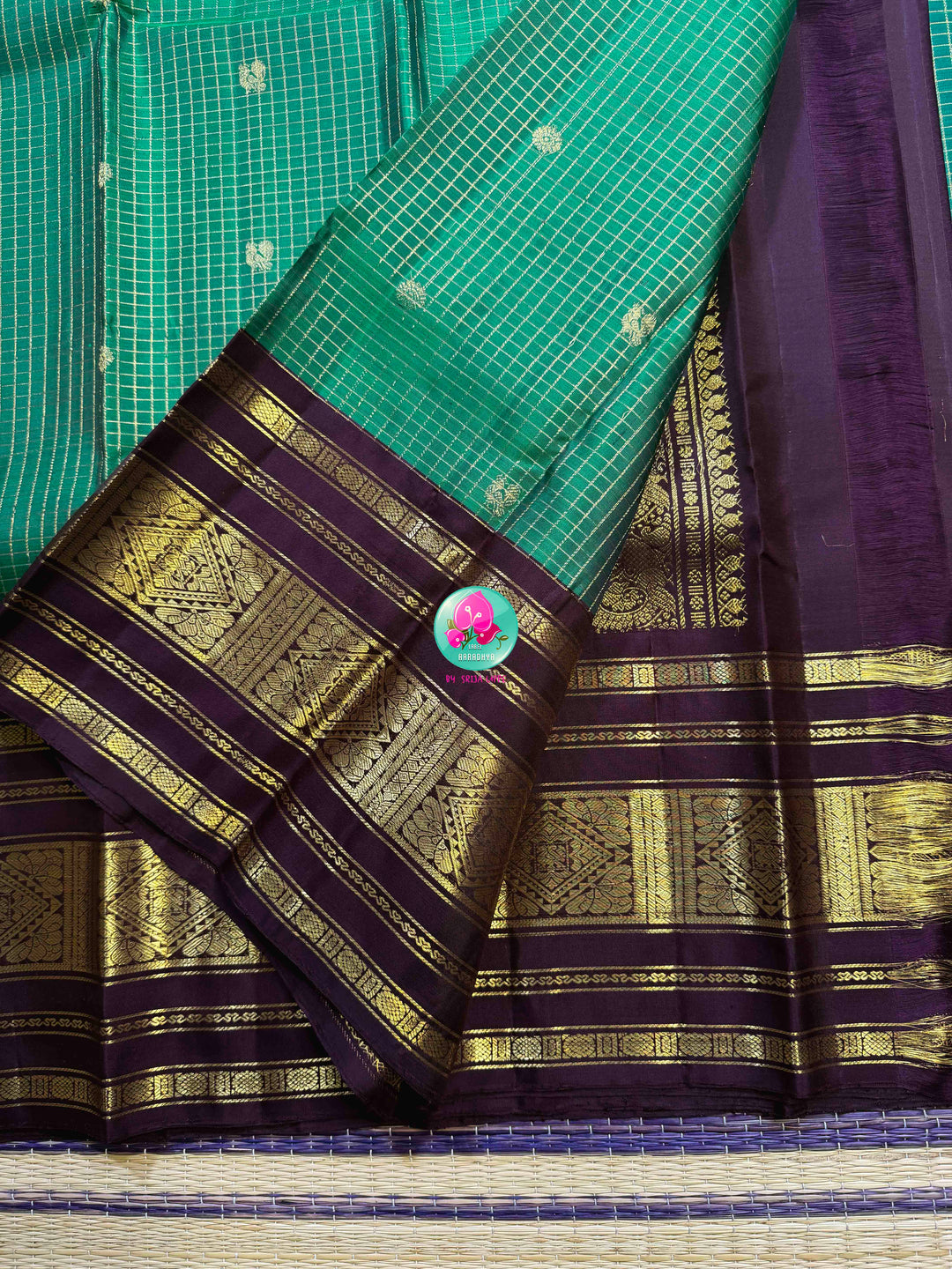 Emerald Earth: 2G Pure Kanchipattu Saree in a Classy Forest & Cocoa Symphony
