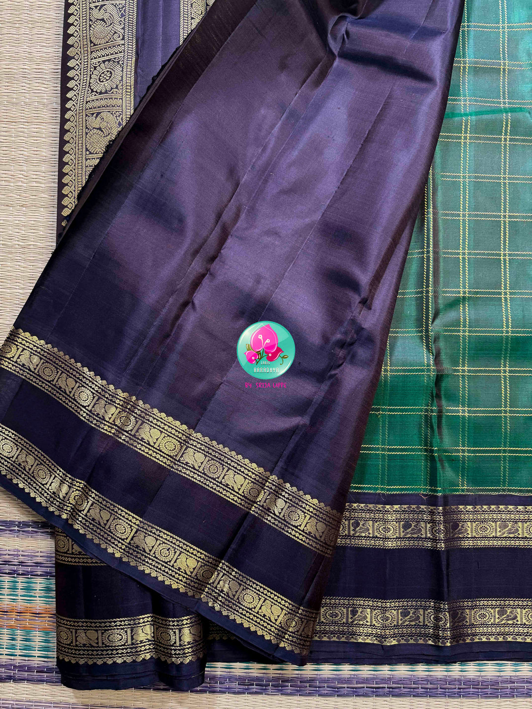 Emerald Checkmate: Bottle Green 2G Kanchipattu Saree with Sapphire Blue Contrast