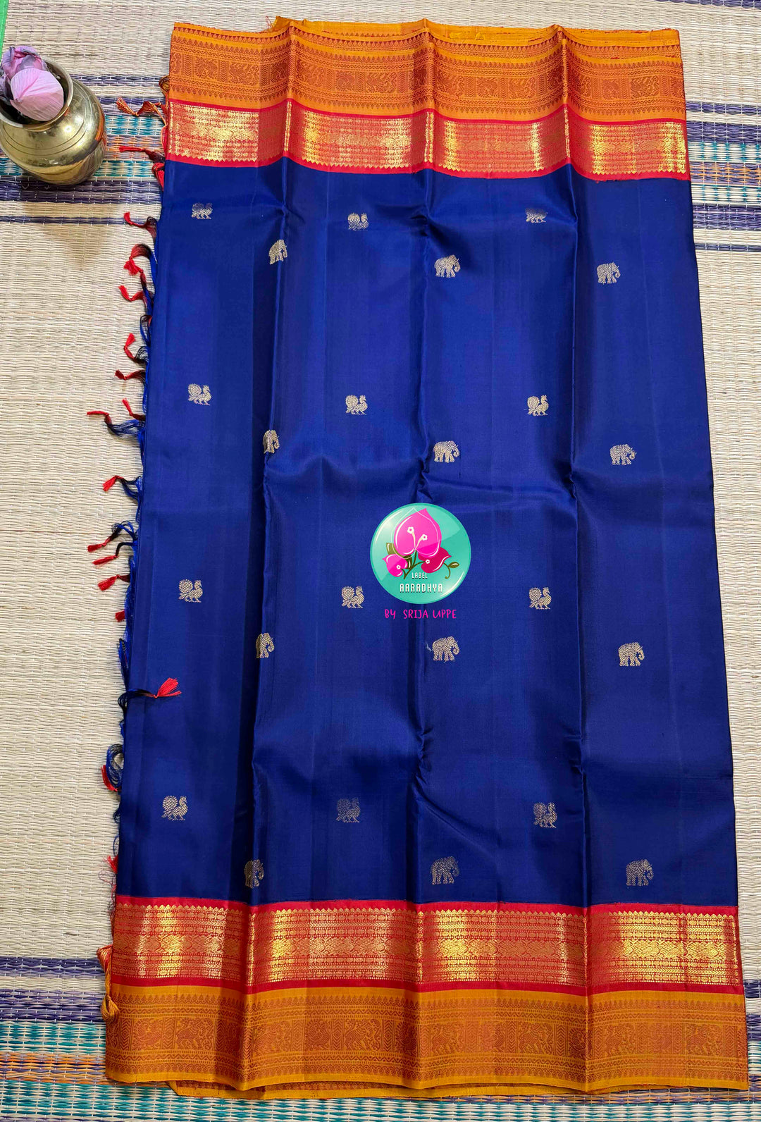 Sapphire Sovereignty: Vintage Royal Blue Kanchipattu with 2G Double-Border Majesty