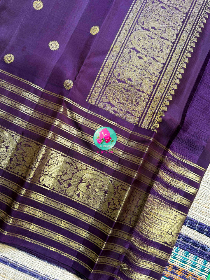 Crimson Majesty: Maroon Vaira Oosi Kanchipattu saree with Royal Purple Grandeur