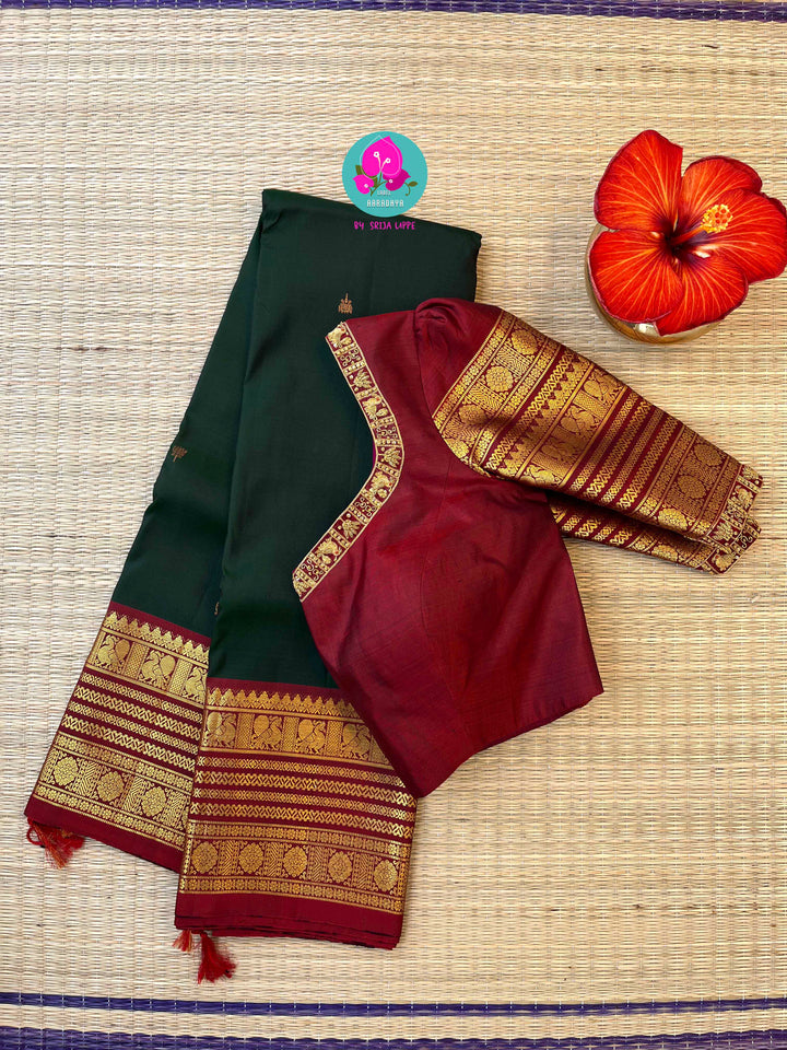 Forest Depth & Fiery Bloom: Bottle Green Kanjivaram with Traditional Red Contrast