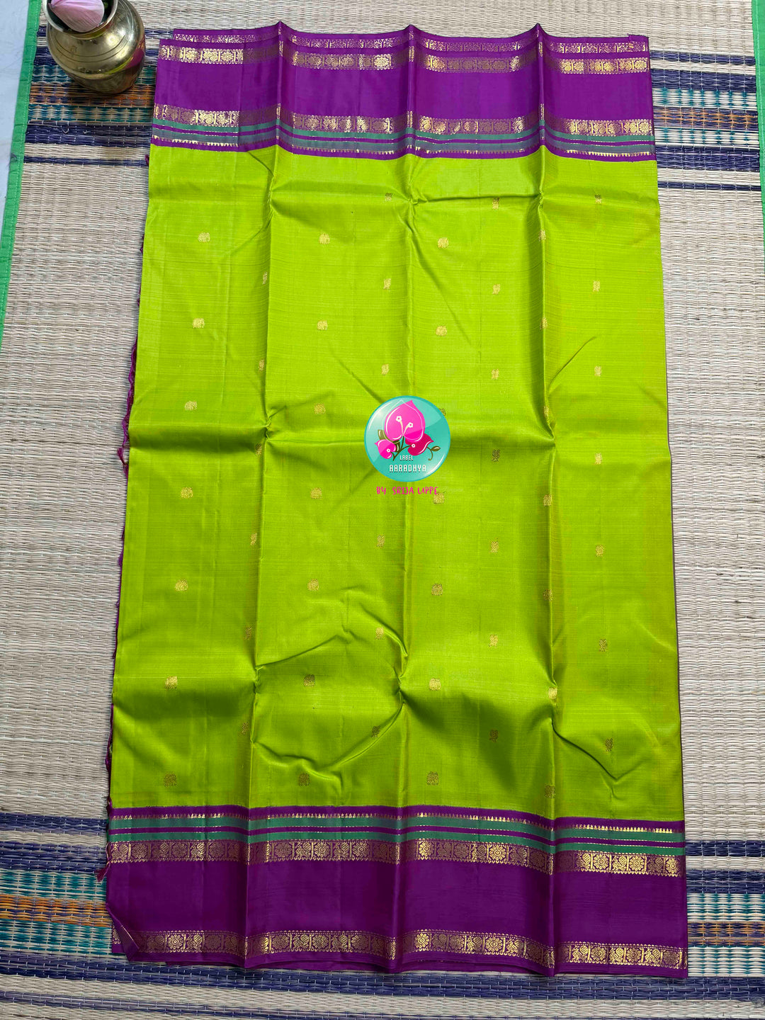 Verdant Bliss: Parrot Green 2G Kanchipattu Saree with Magenta Majesty
