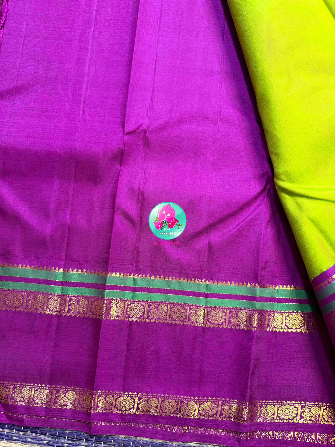 Verdant Bliss: Parrot Green 2G Kanchipattu Saree with Magenta Majesty