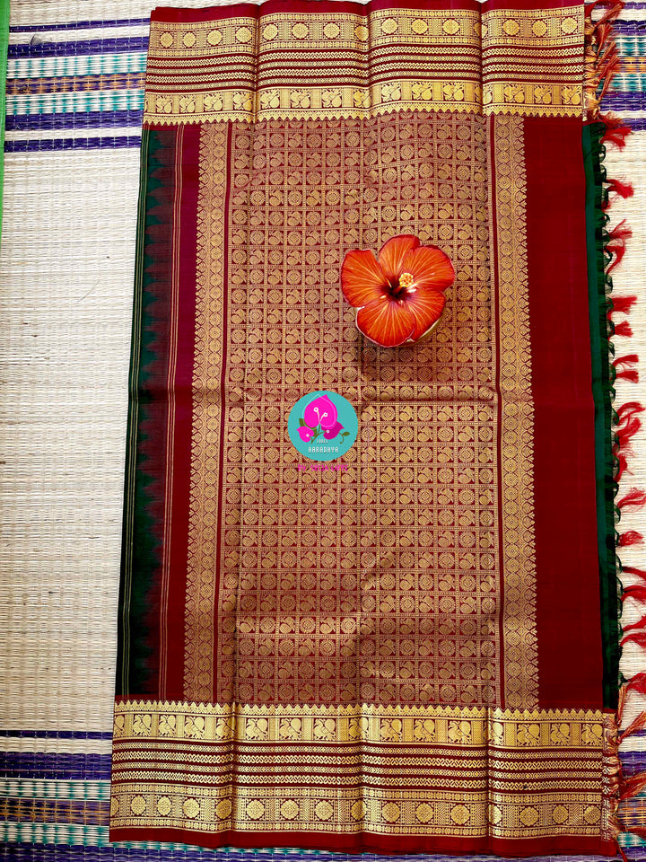 Forest Depth & Fiery Bloom: Bottle Green Kanjivaram with Traditional Red Contrast