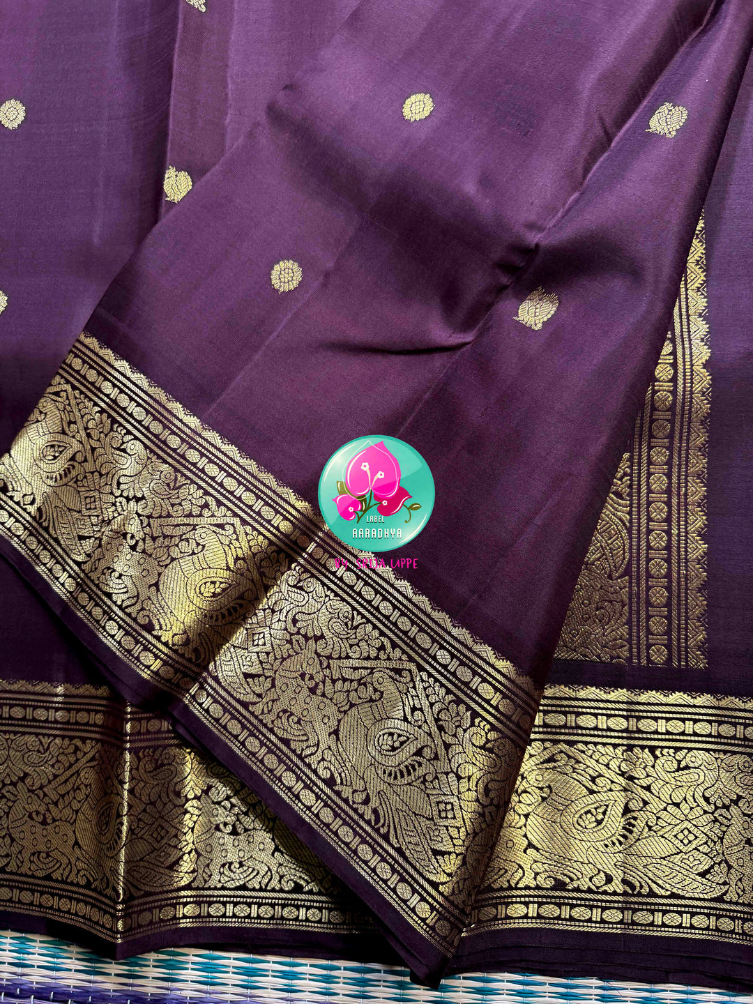 Earthen Majesty: Traditional Dark Brown 2G Pure Kanchipattu Saree