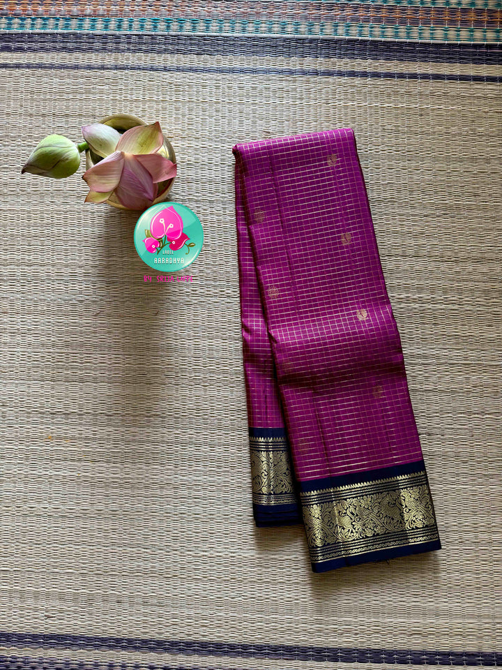 Midnight Tide & Minted Sunlight: 2G Vaira Oosi Kanchipattu Saree with Vintage Navy Border
