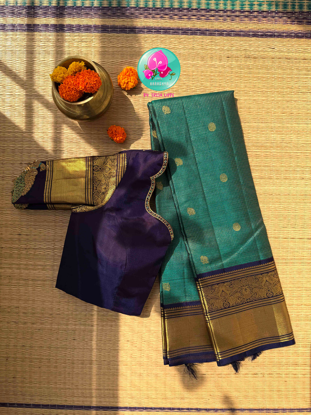Regal Peacock Radiance & Imperial Purple Grace: Pure Peacock Green Vaira Oosi Kanjeevaram Silk Saree with Dark Purple Hand-Embroidered Blouse
