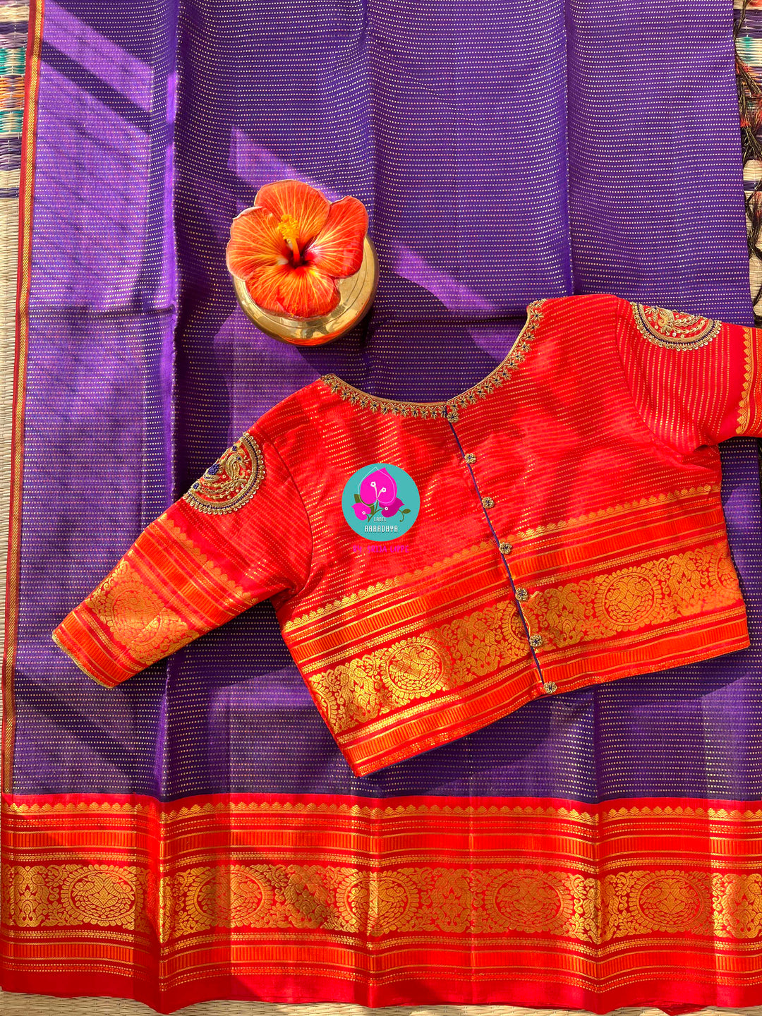 3g zari vaira oosi design traditional vintage peacock border Kanchipattu saree