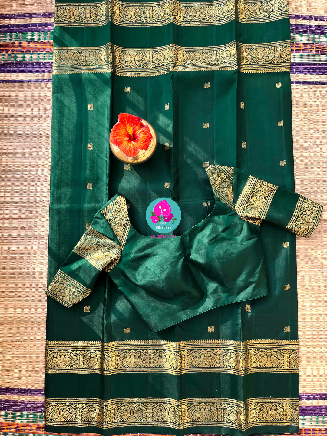 Kanchipuram 2g zari Emerald green vintage saree with gap border and blouse