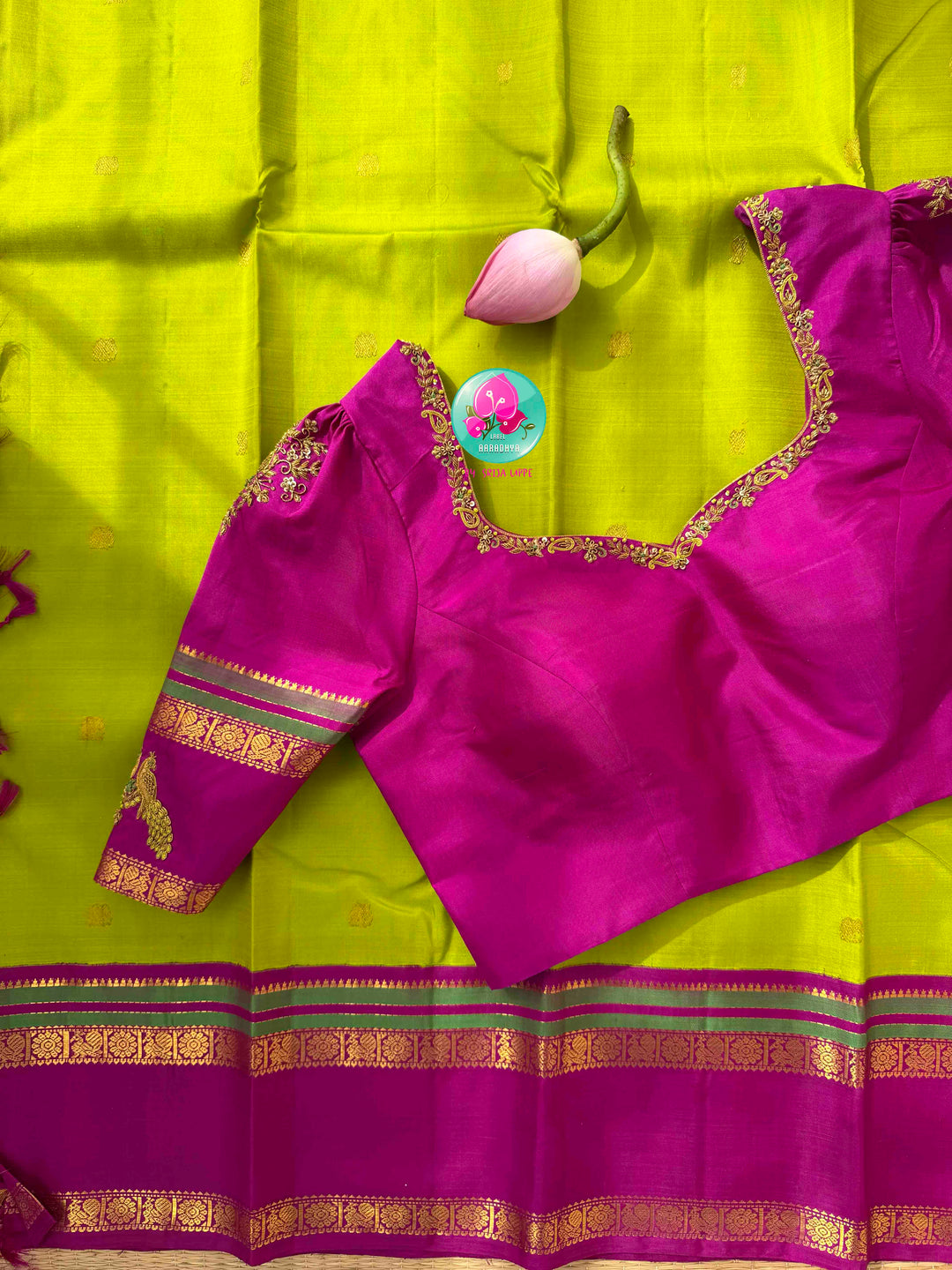 Vibrant Parrot Green Radiance & Rani Pink Magnificence: Pure Kanjeevaram Silk Saree with Peacock-Themed Hand-Embroidered Maggam Blouse