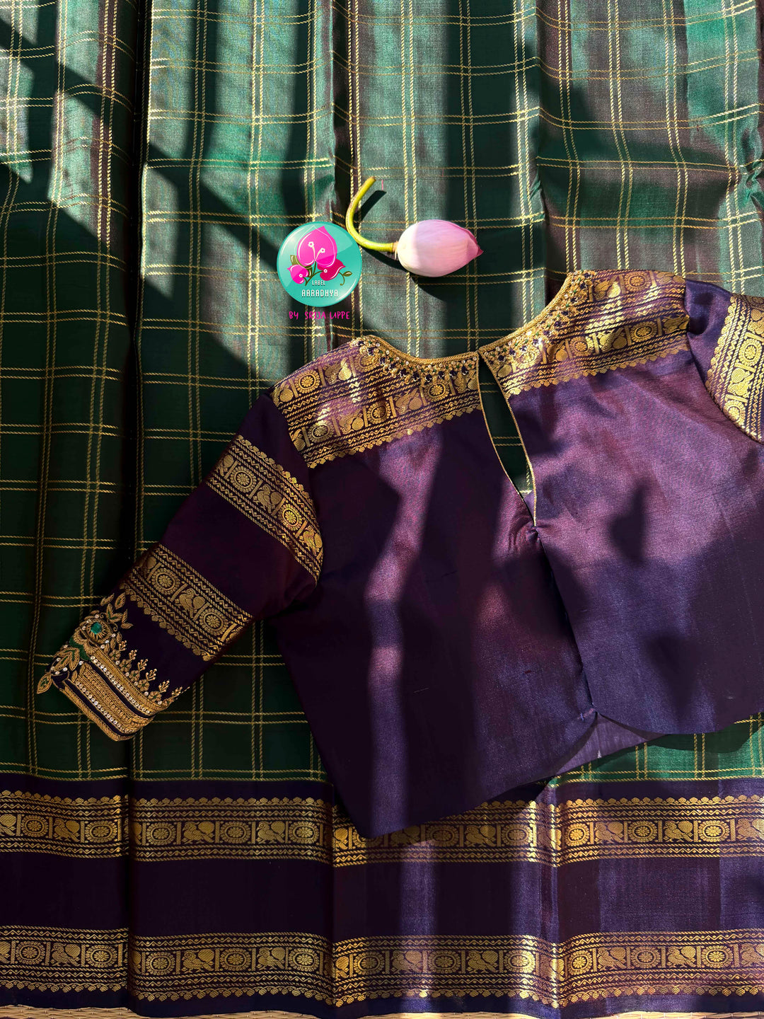 Jewel-Toned Regal Majesty: Bottle Green 2G Pure Kanchipattu Silk Saree with Sapphire Blue Border & Hand-Embroidered Maggam Blouse