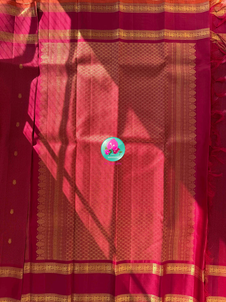 Regal Magenta-Maroon Warmth & Tangerine Radiance: Pure Kanjeevaram Silk Saree with Vaira Oosi Lines, Orange Korvai Border & Fusion Hand-Embroidered Blouse
