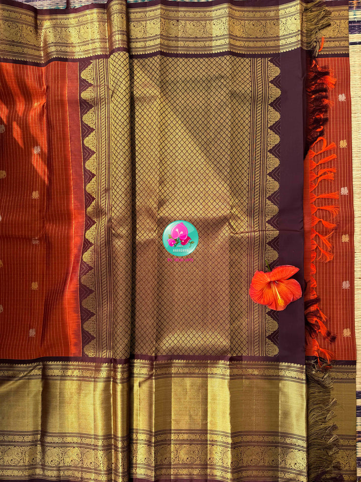 Ember & Earth: Vintage Rust Orange Vaira Oosi Kanchipuram Saree with Grand Artisan Borders