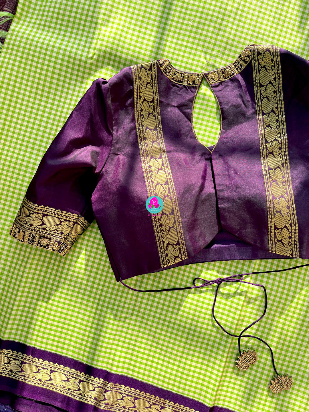 Vintage “Jajimalli” pure Kanchipattu saree with hand embroidered blouse