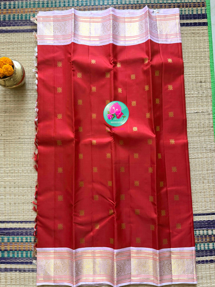 Crimson Rose: Pure Red 2g Kanchipattu Saree with Baby Pink Heritage Border