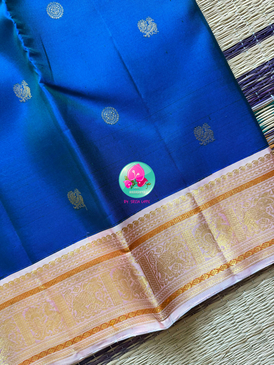 The Midnight Bloom: Dark Royal Blue Kanchipattu Saree with Petal Pink Border