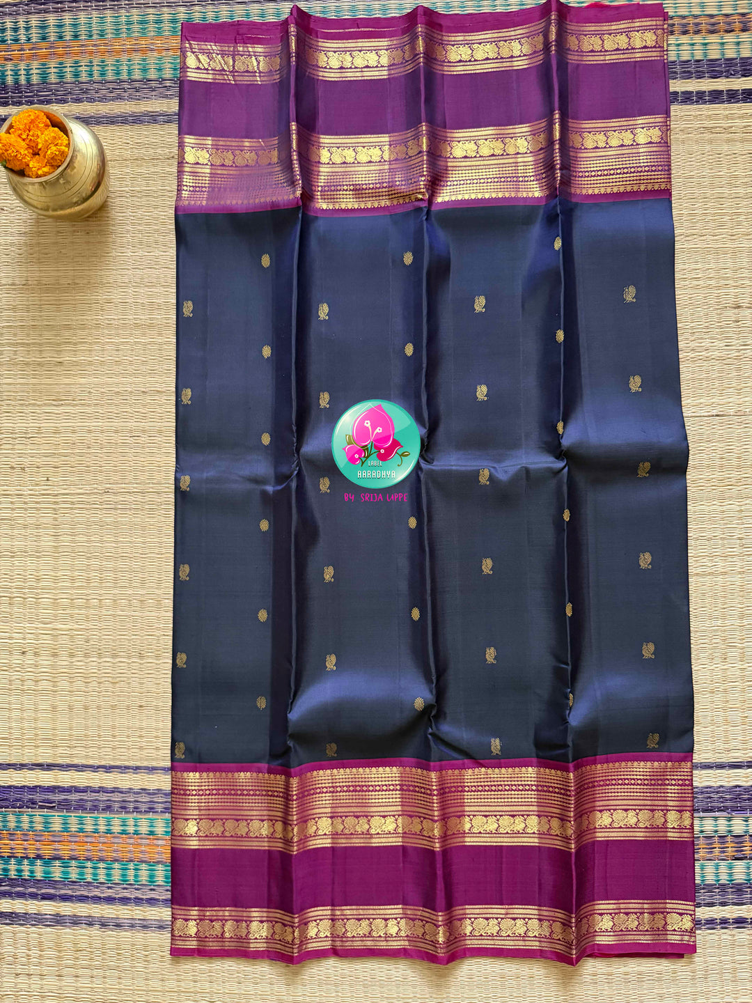 Midnight Anchor: Dark Navy Blue Kanchipattu Saree with Crimson Gap Border