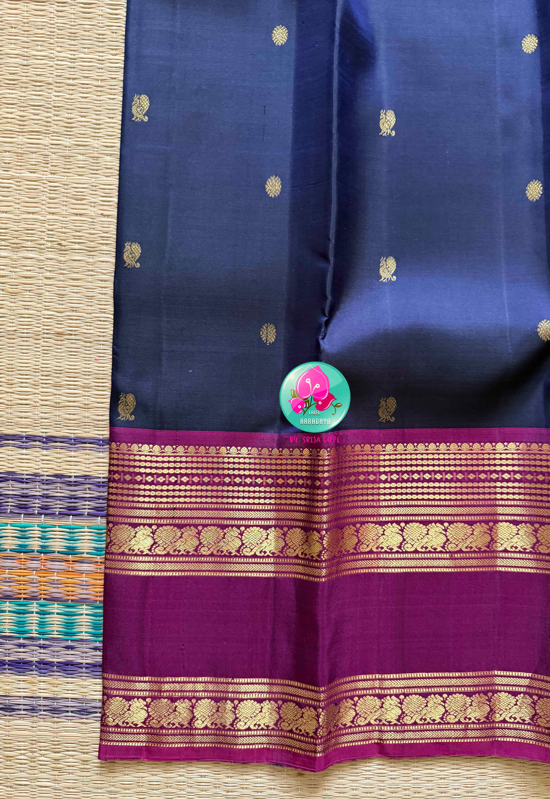 Midnight Anchor: Dark Navy Blue Kanchipattu Saree with Crimson Gap Border