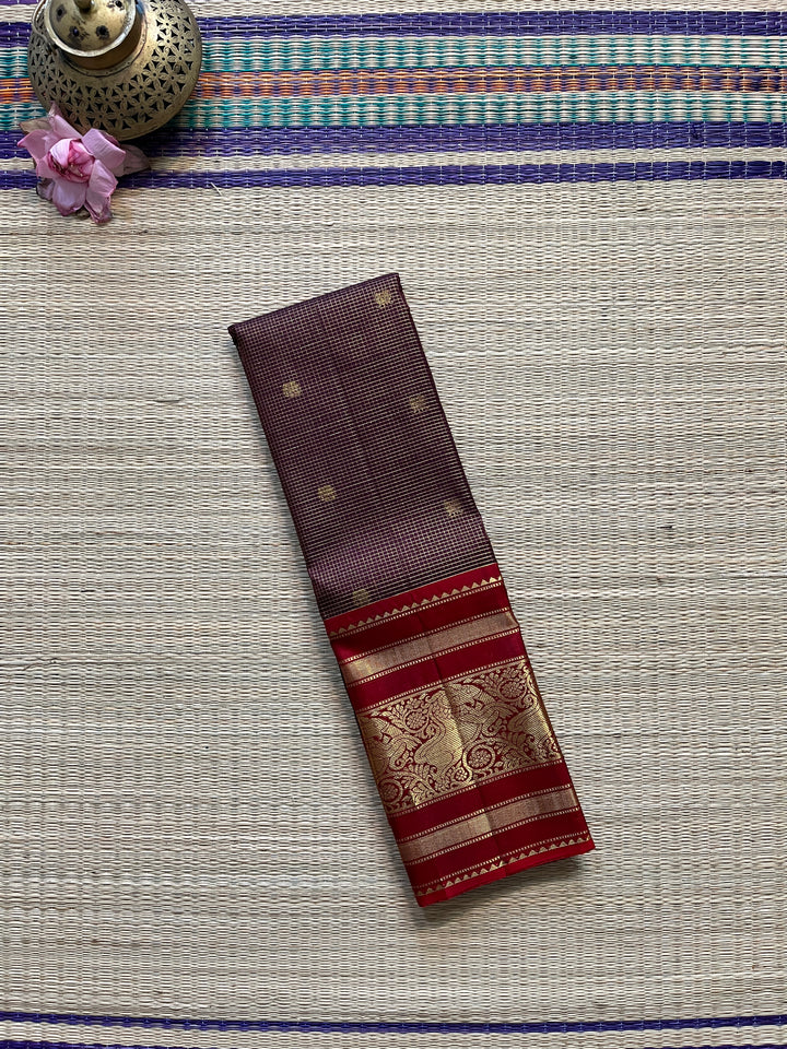 Vintage Kanchipattu 2g zari traditional border - brown saree with red border