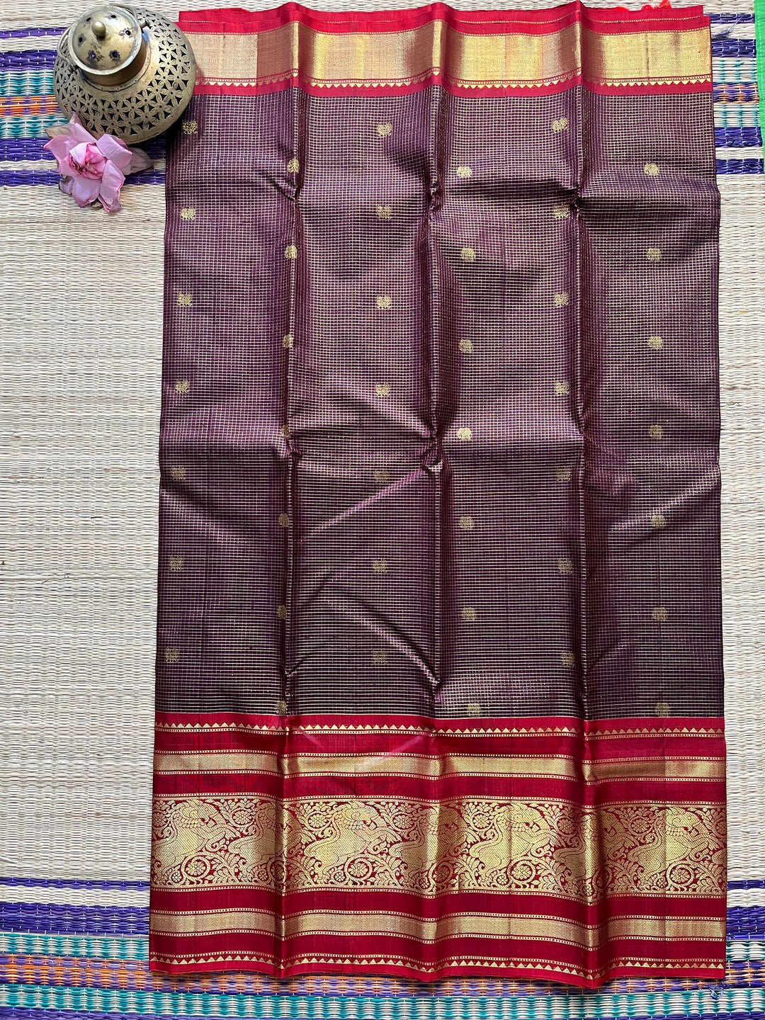 Vintage Kanchipattu 2g zari traditional border - brown saree with red border