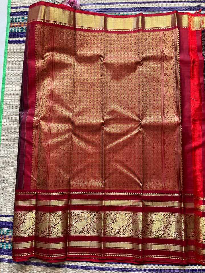 Vintage Kanchipattu 2g zari traditional border - brown saree with red border