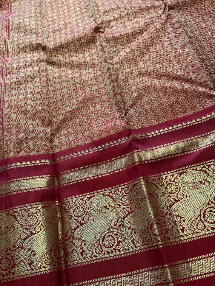Vintage Kanchipattu 2g zari traditional border - brown saree with red border