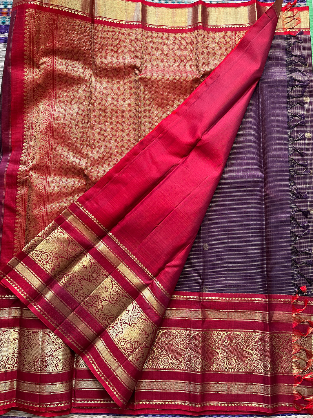 Vintage Kanchipattu 2g zari traditional border - brown saree with red border