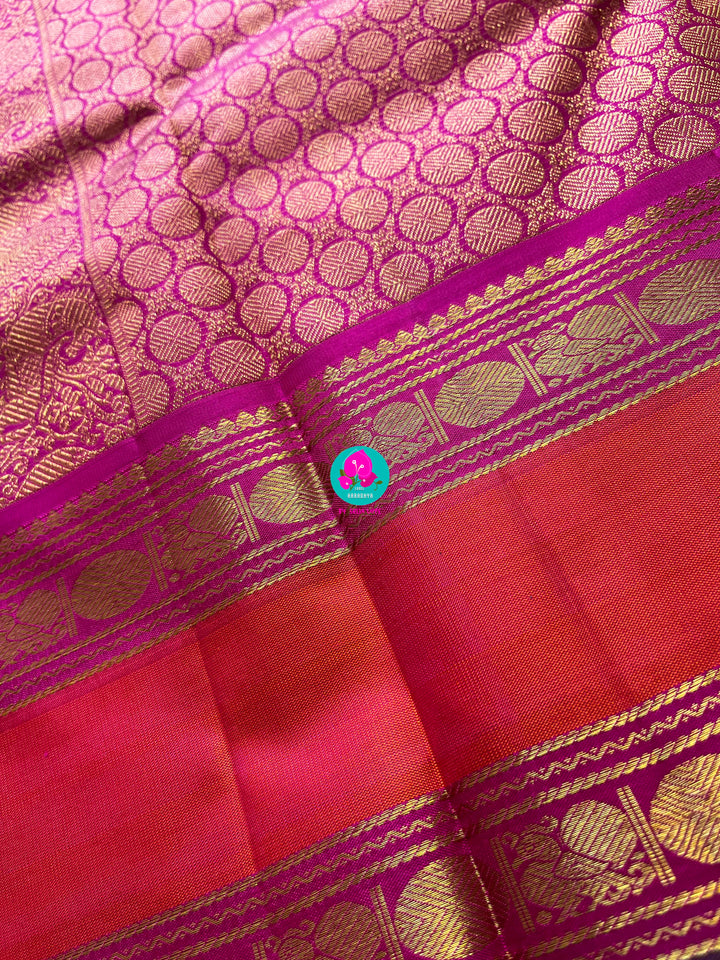 2g zari traditional border vaira oosi and checks in lovely green and pink
