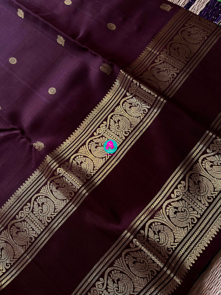 Kanchipuram 2g zari brown vintage saree with gap border