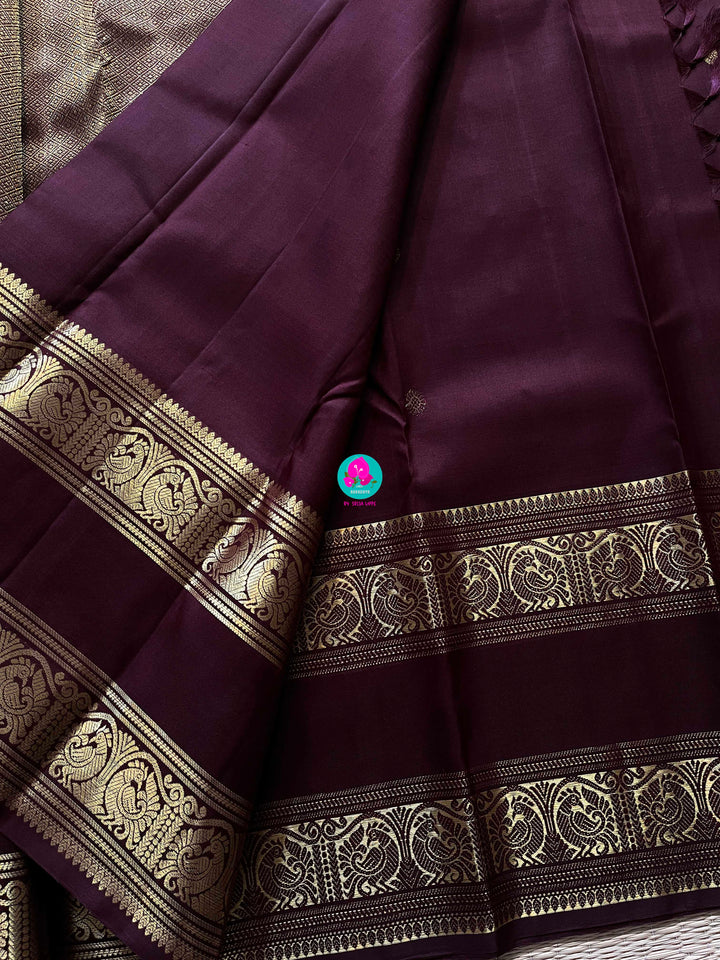 Kanchipuram 2g zari brown vintage saree with gap border