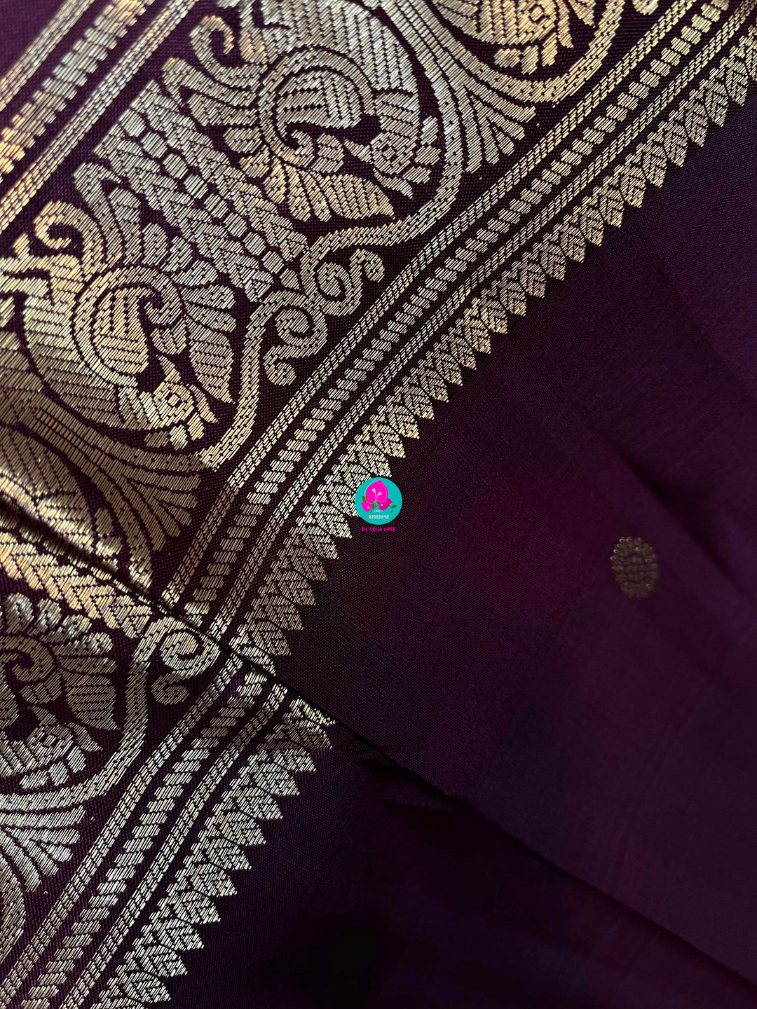 Kanchipuram 2g zari brown vintage saree with gap border