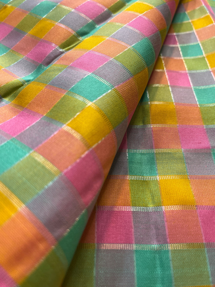 2g zari traditional gap border with multicoloured madras checks