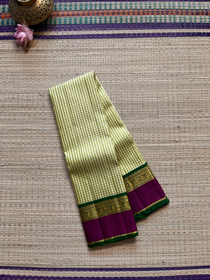 Kanchipattu Old School madras checks saree in 2g pure zari gap border