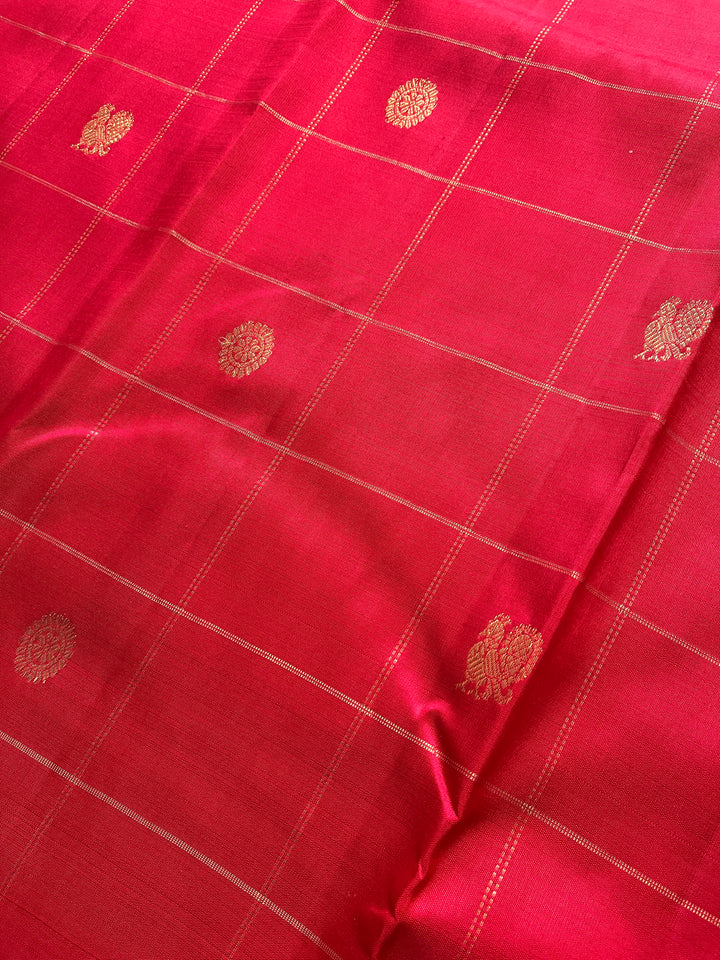 Bold Red 2g Zari Kanjeevaram saree in traditional border