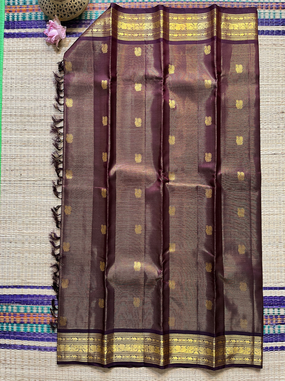 Pure Kanchipattu Vaira oosi design Saree on classy purplish brown