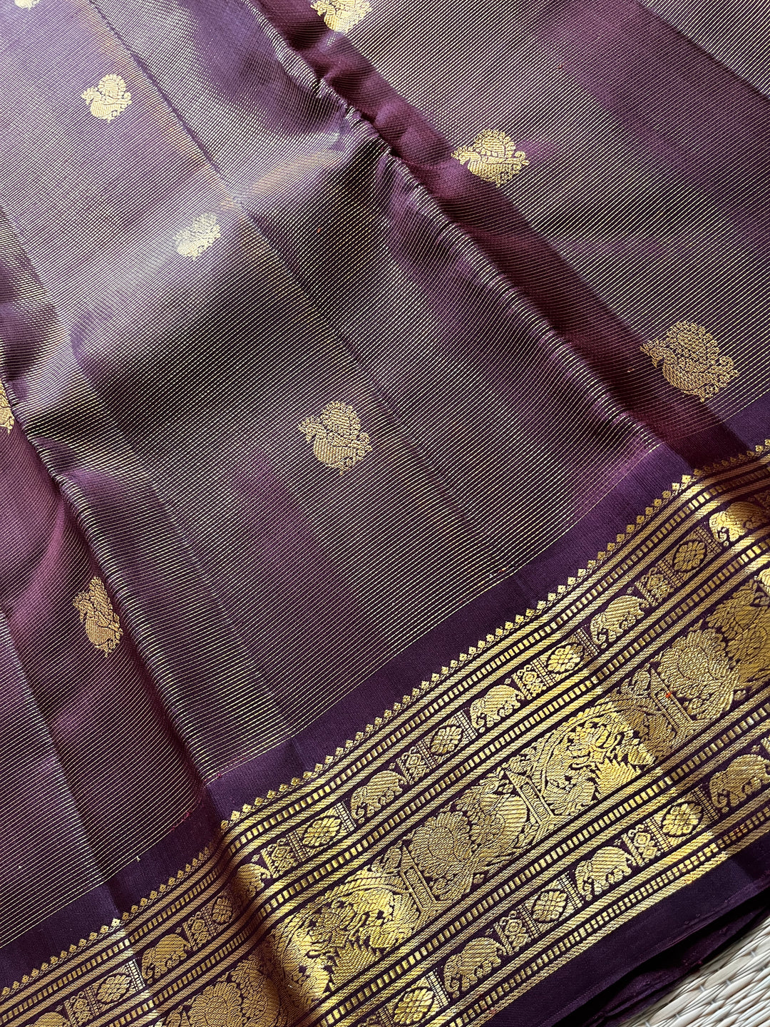 Pure Kanchipattu Vaira oosi design Saree on classy purplish brown