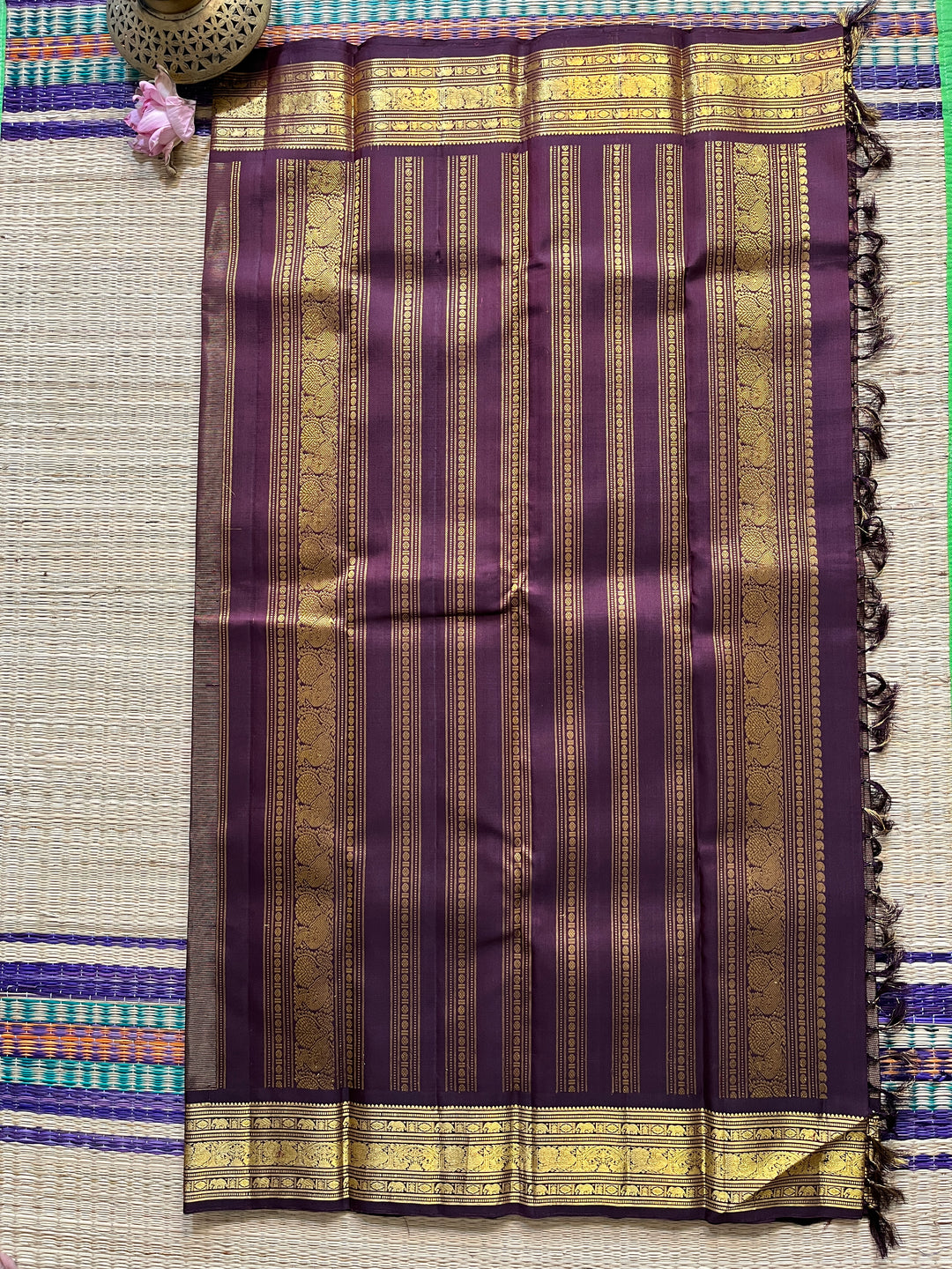 Pure Kanchipattu Vaira oosi design Saree on classy purplish brown