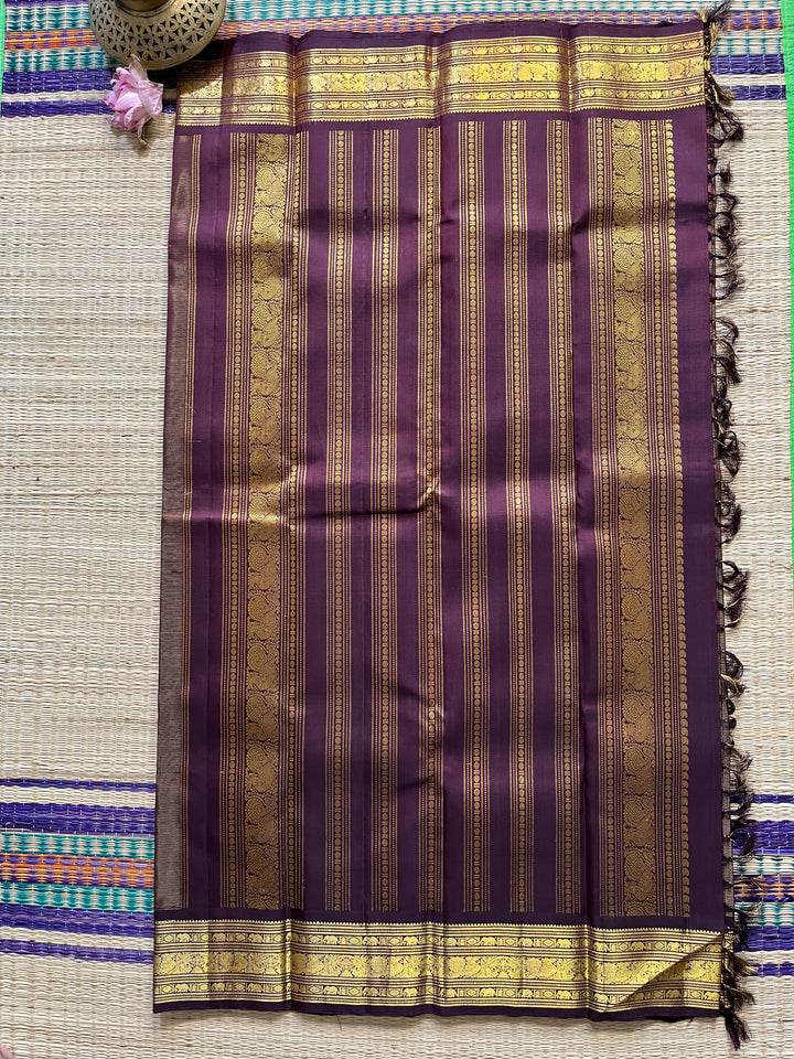 Pure Kanchipattu Vaira oosi design Saree on classy purplish brown