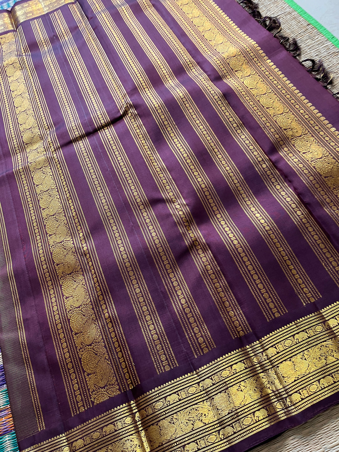 Pure Kanchipattu Vaira oosi design Saree on classy purplish brown