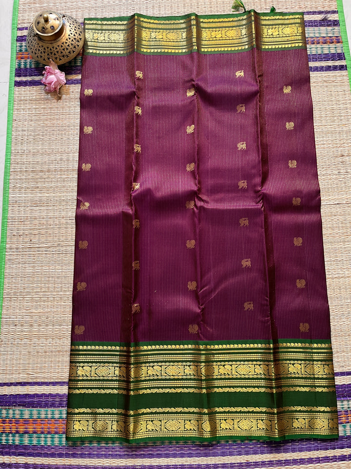 3g Zari Kanchipattu saree looks grandier yet classy look for your special days