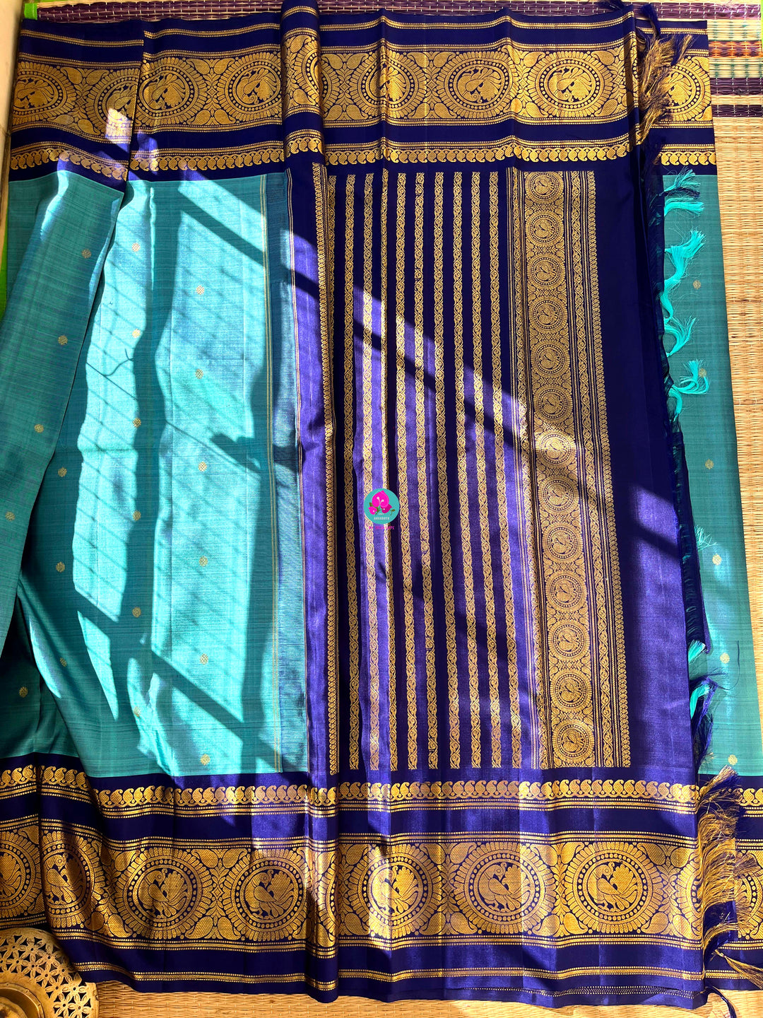 Azure Symphony: Pastel & Royal Blue 2G Zari Kanchipattu Saree with Hand-Embroidered Blouse