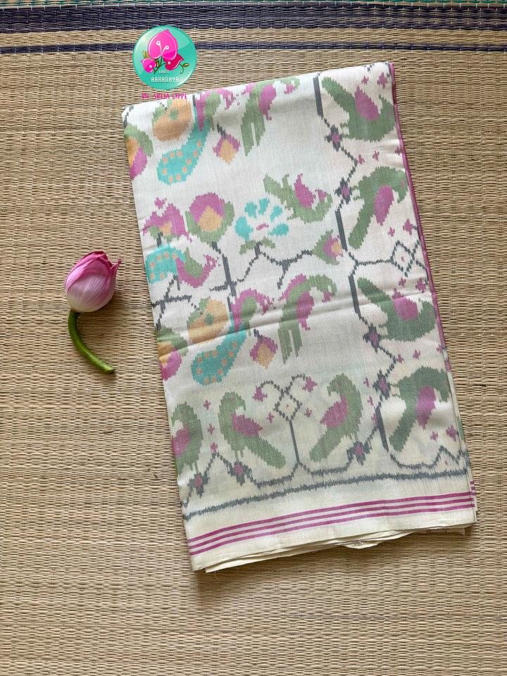 The Petal Symphony: 8-Ply Patan Patola Saree with Paithani-Inspired Grace