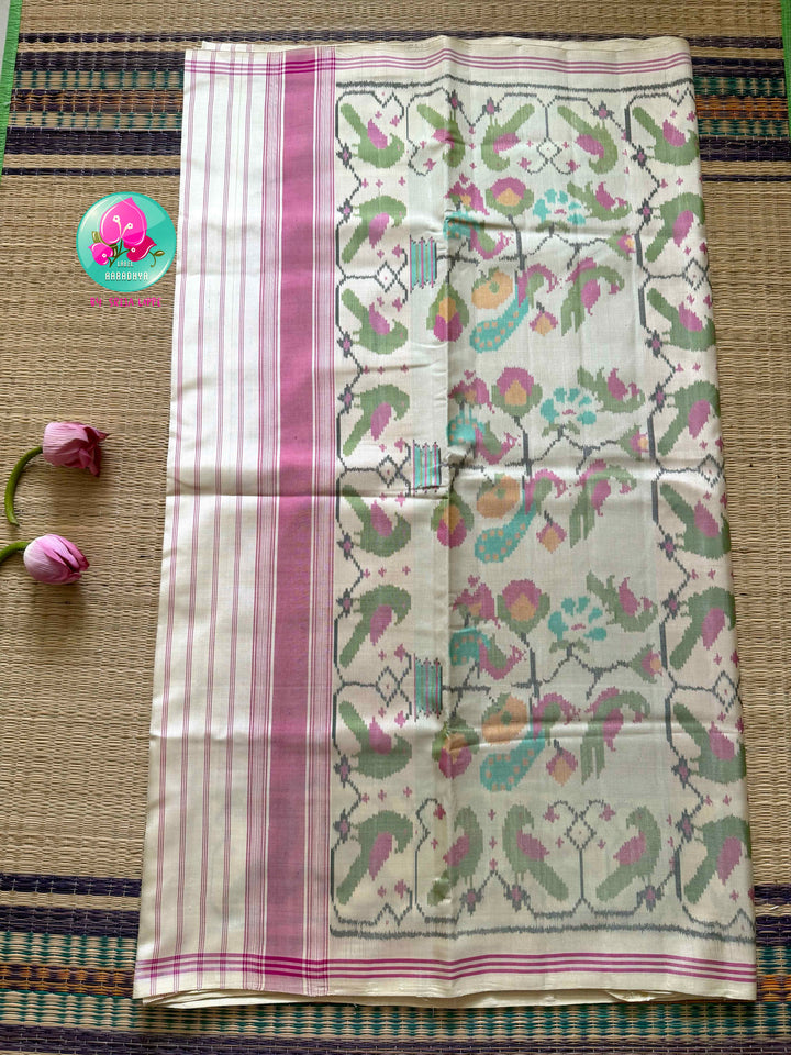 The Petal Symphony: 8-Ply Patan Patola Saree with Paithani-Inspired Grace