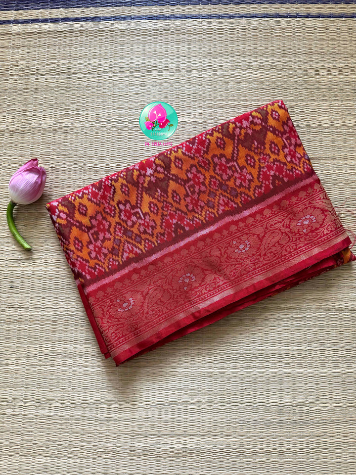 The Artisanal Confluence: Patola-Banarasi Fusion Pure Silk Saree