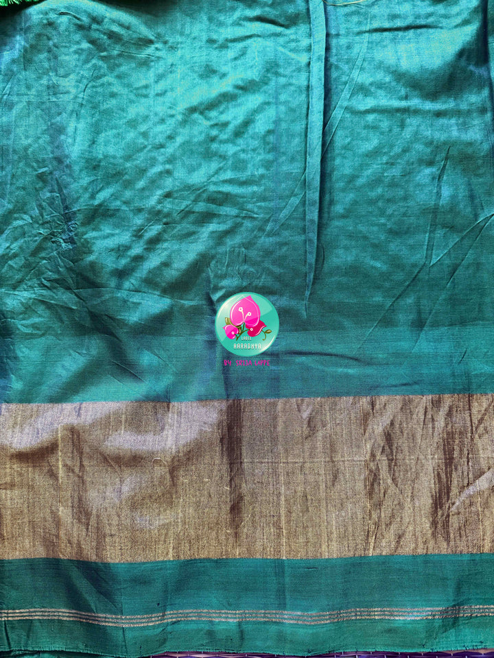 The Verdant Orchard: Apple Green Bandhani & Rajkot Patola Fusion Saree in 5-ply Mulberry Silk