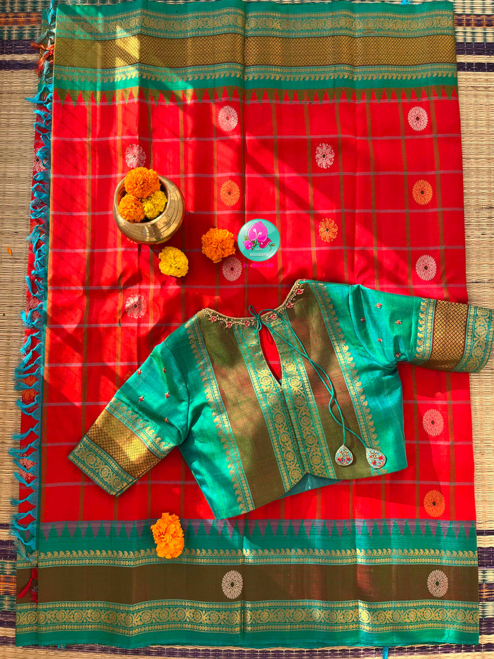 The Crimson Sunrise: Pure Gadwal Handloom Elegance