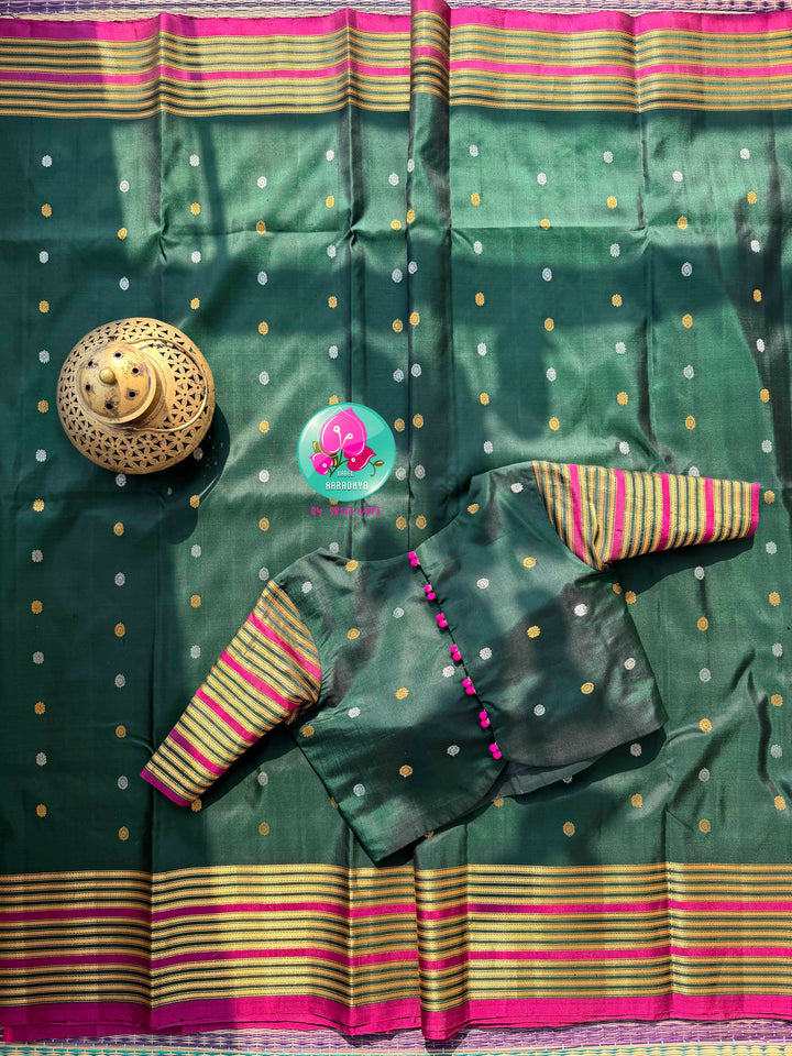 The Emerald Heritage: Pure Handloom Gadwal Saree in Bottle Green with Bandhani Fusion