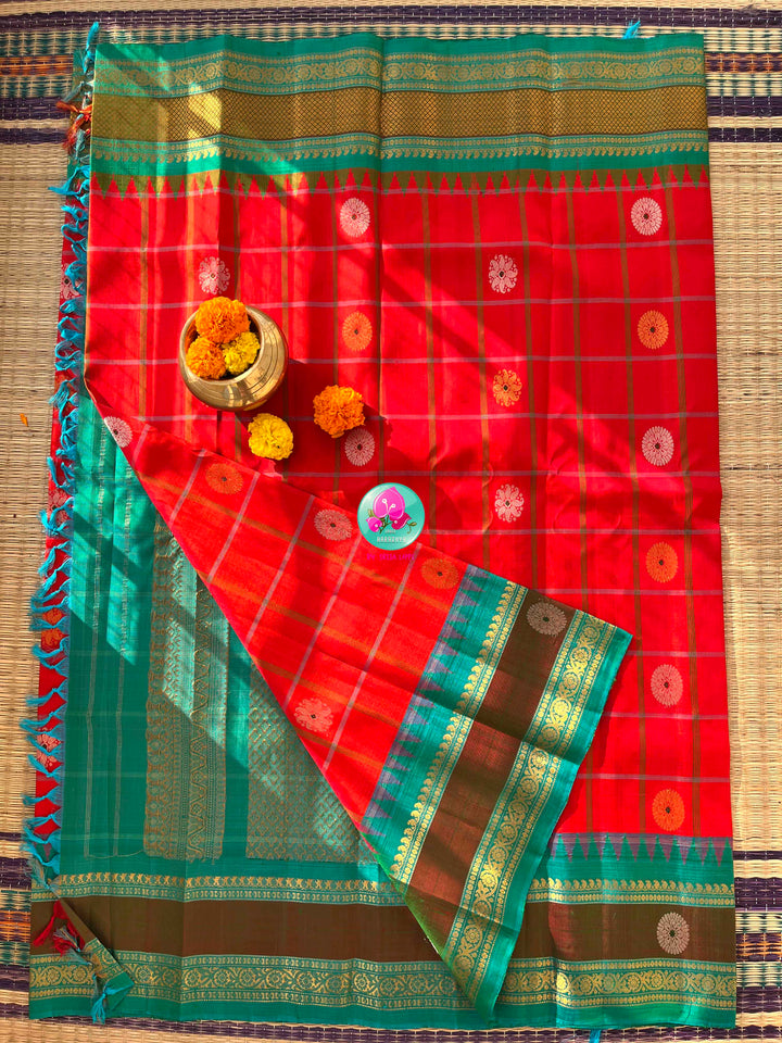 The Crimson Sunrise: Pure Gadwal Handloom Elegance