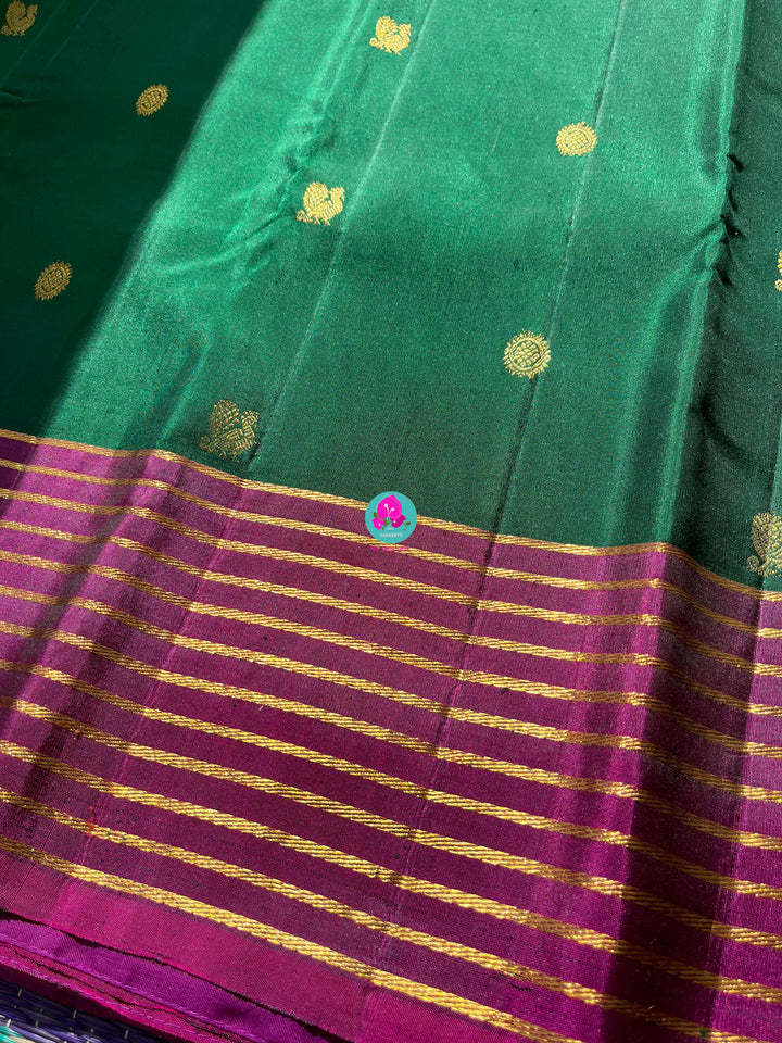 Vintage Movie actress Jayaprada garu inspired saree set in pure Kanchipattu handloom